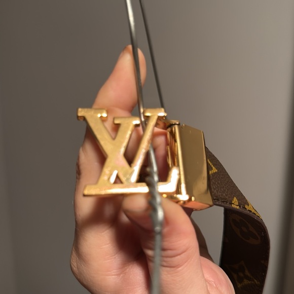 Women’s brown belt fashion inspired, but unbranded - Picture 2 of 6